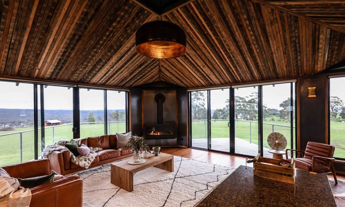 Hepburn Cabaña | Unique luxury + salvage + African theming = Heaven