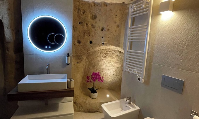 Sasso Caveoso Casa | Unique Natural Cave Chambers With Modern Comfortable Style,In Downtown Matera