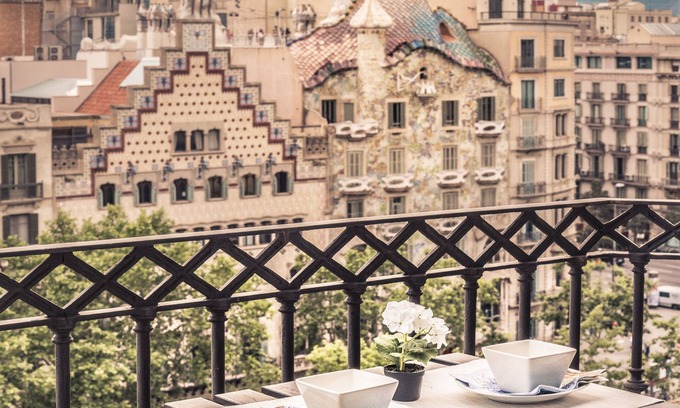 Eixample Apartamento | UNIQUE Paseo de Gracia CASA BATLLÓ Barcelona Center