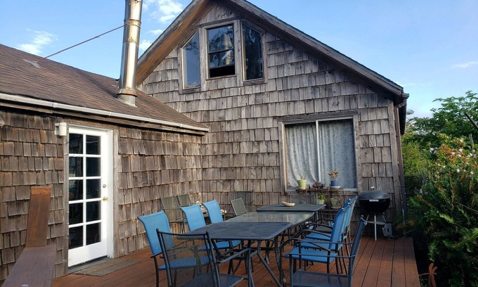 Elk Casa | Unique Redwood home built 1920 with hot tub & short walk to the Elk beach