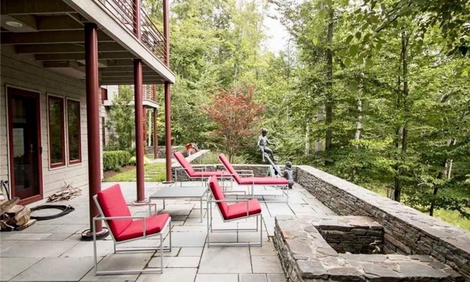 Smallwood Casa | Unique secluded oasis in a gated community