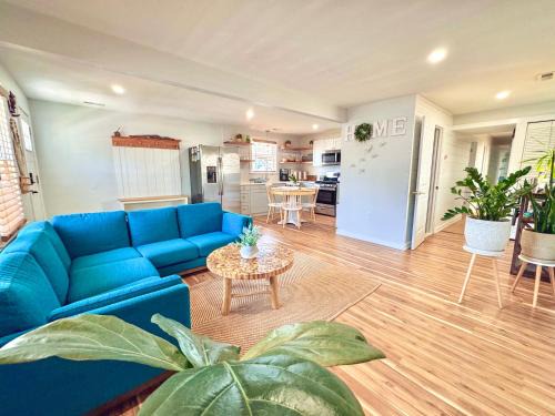 Wildwood Casa | Unique Wildwood 3 BR 1,5 BA Entire House in the Heart of Wildwood!