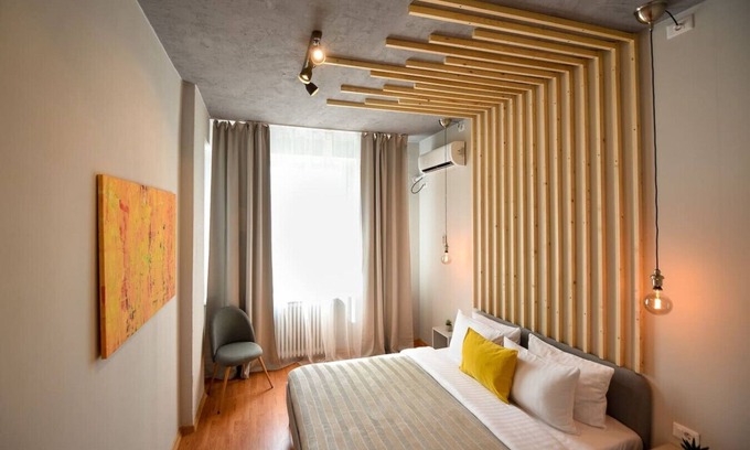 Bucharest City-Centre Apartamento | Unirii Square Cozy 4BR-Apt: Modern Urban Living