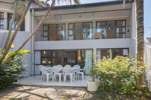 Zinkwazi Beach Apartamento | UNIT 1 @ Springvale Complex, Zinkwazi Beach