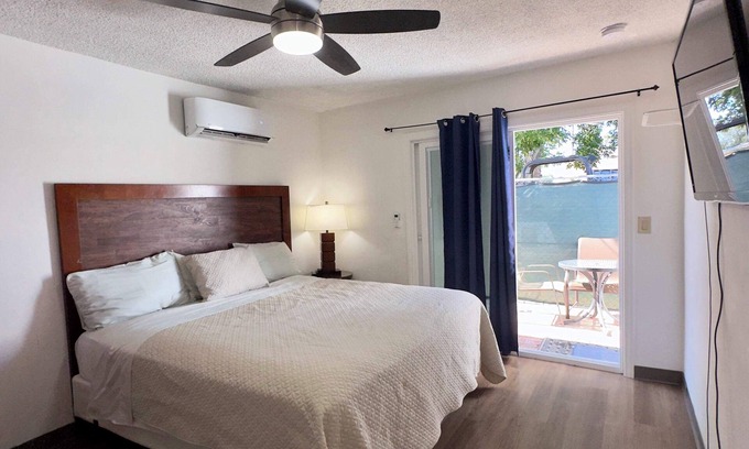 Westside Costa Mesa Casa | Unit #1- The Get Away Costa Mesa