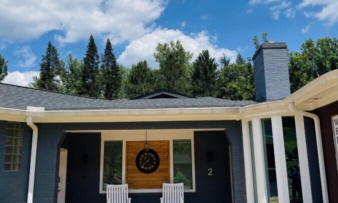 Charlottesville Condominio | Unit 2 Expansive Luxury Suite for up to 4 Persons
