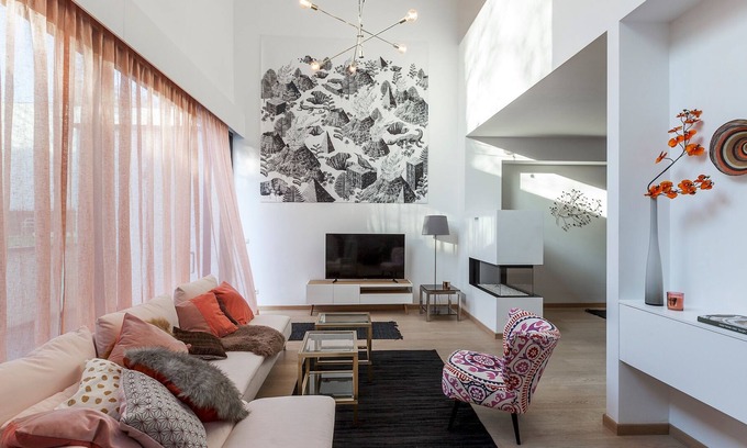 Dieweg Casa | Unit 4 - Spacious Smart Home Triplex Private Garden & Parking