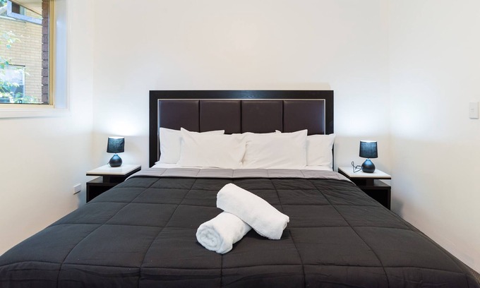 Eastwood Apartamento | Apartamento amueblado de 9 a 9 habitaciones, apto para estadías cortas y prolongadas
