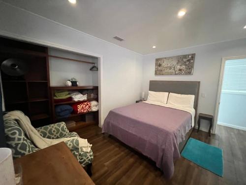 Palms Casa | Unit B with big yard