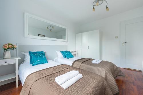 Mirow Apartamento | UNITApartament Short Rent Apartment in Warsaw by Metro Station Rondo ONZ Apart with 3bedrooms 22