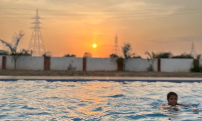 Rajpipla Otro | Unity Sunrise Resort Best Hotel Near Statue of Unity