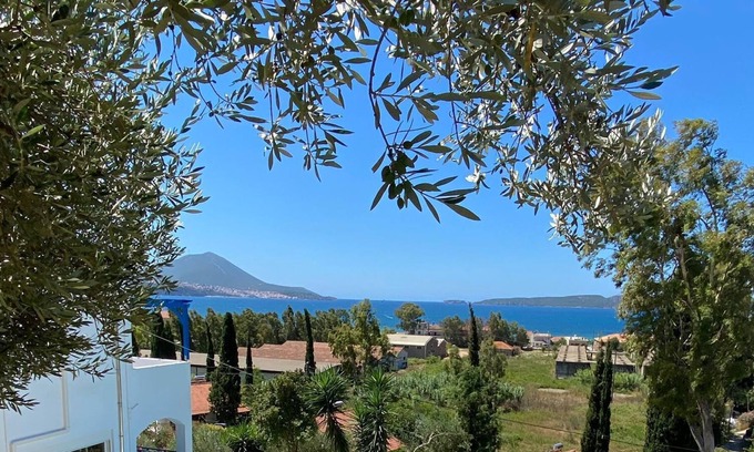 Gialova Villa | Vistas ilimitadas al mar en la bahía de Navarino