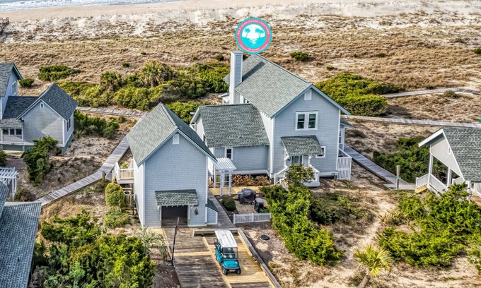 Flora's Bluff Casa | Unmatched Oceanfront Elegance - Ensuite Privacy, Gourmet Kitchen, Both Clubs & More!