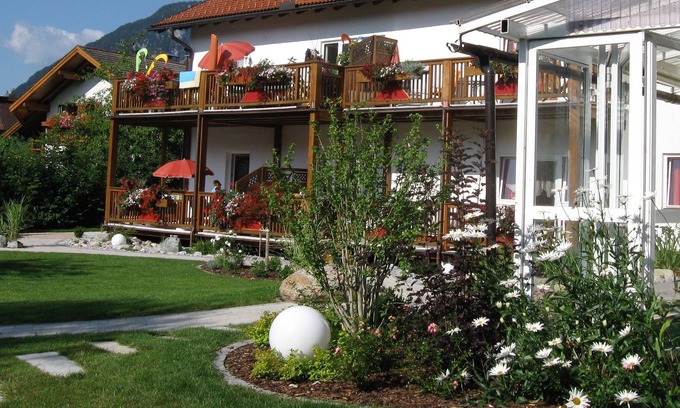Reutte Apartamento | visión clara de la montaña, justo en el río Lech, cerca del castillo de Neuschwanstein de 5