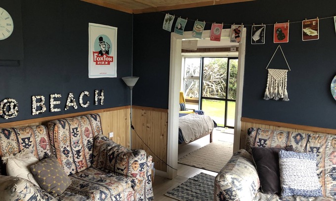 Foxton Beach Casa | Disfruta de un kiwiana bach tradicional