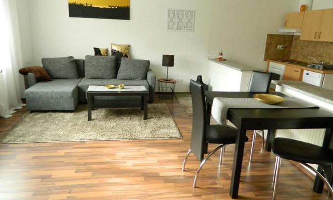Briesen Apartamento | Unter den Linden