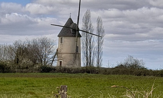 Saint-Cyr-des-Gats Cabaña | Unusual mill