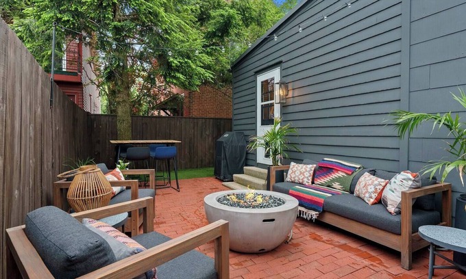 German Village Casa | Unwind and relax in this picturesque German Village hideaway.