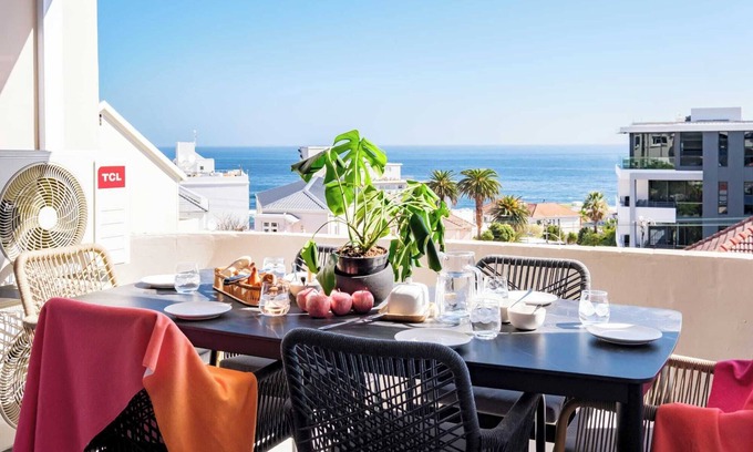 Bantry Bay Apartamento | Unwind at Contemporary Alanda Apartment
