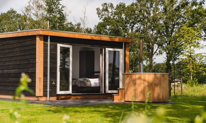 Municipality of Rijssen-Holten Casa | Unwind in your own sauna and hot tub!