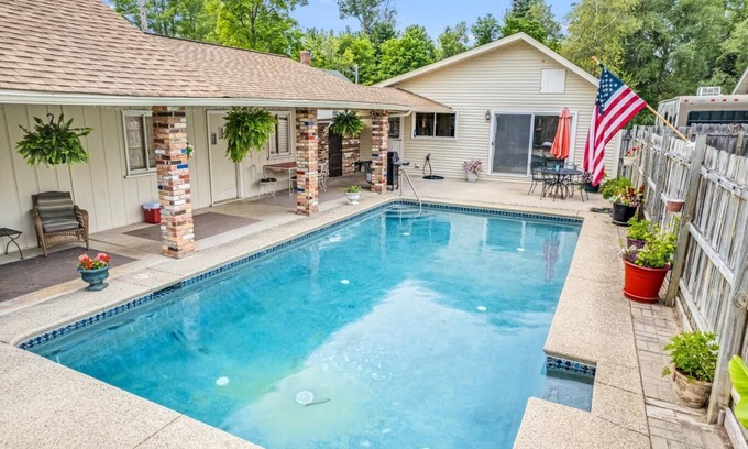 West Branch Cabaña | Pool Days & Cozy Nights – The perfect Family Retreat You’ll Want Every Summer!