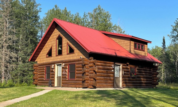 Port Wing Cabina | Up North Retreat near Lake Superior
