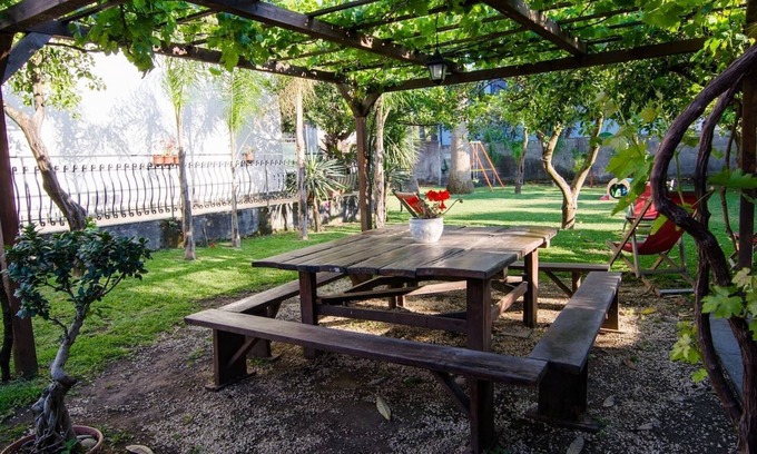 Fondachello Villa | Hasta 17 invitados - Frente a la playa - Jardín - Área de barbacoa - por "SunTripSicily"