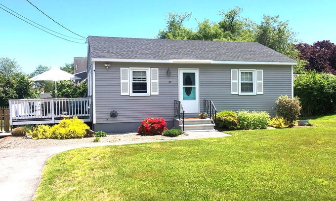 Ogunquit - Wells Casa | Updated and charming Vacationland home less than a mile to Wells beaches!