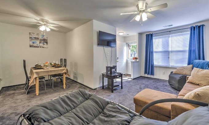 Northeast Philadelphia Apartamento | Updated Apartment - 14 Mi to Philly City Center!