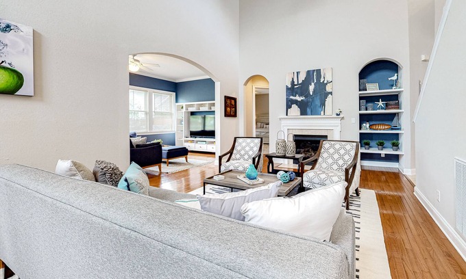Sun Ridge Casa | Updated Bayside Resort Home w/ Shared Pools, Easy Beach Access, & Fast WiFi