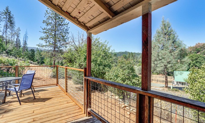 Lewiston Casa | Updated Cabin in Lewiston Historical District!