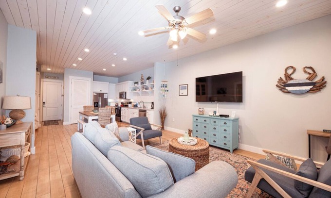 Cinnamon Shore Condominio | Updated Designer Condo w/ Great Cinnamon Shore Style & Amenities