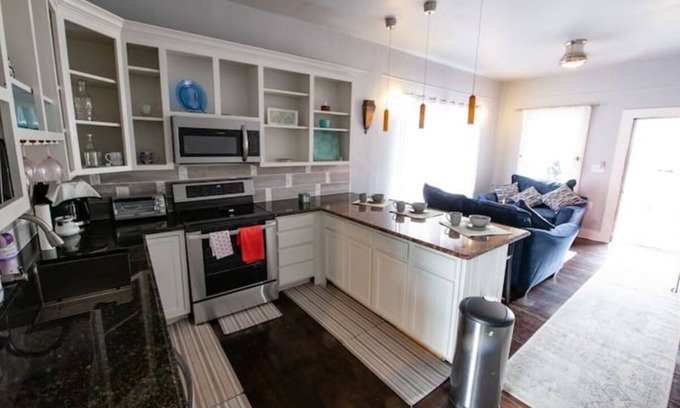 Nacogdoches Casa | Updated Downtown Gem