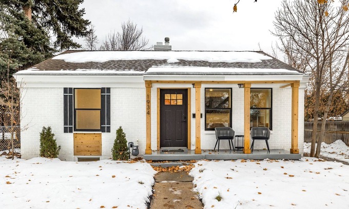 Sugar House Casa | Updated Home in Sugarhouse with Loft and Hot Tub. Short Drive to Ski Resorts!