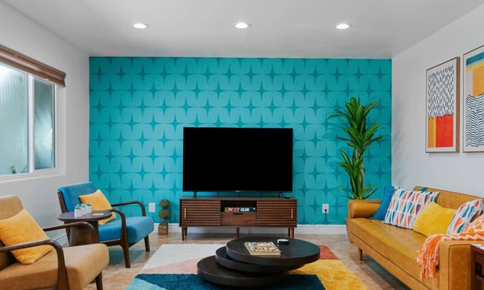 The Mesa Condominio | Updated, modern & stylish condo w/pools and tennis