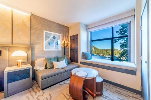 Mammoth Lakes Apartamento | Updated Pet Friendly Monache Studio with Views!