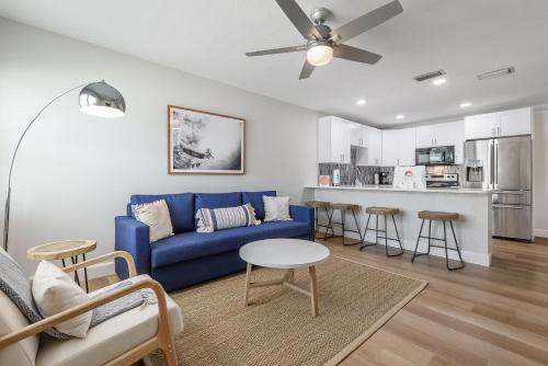 Apollo Beach Apartamento | Updated Waterfront Condo in Apollo Beach