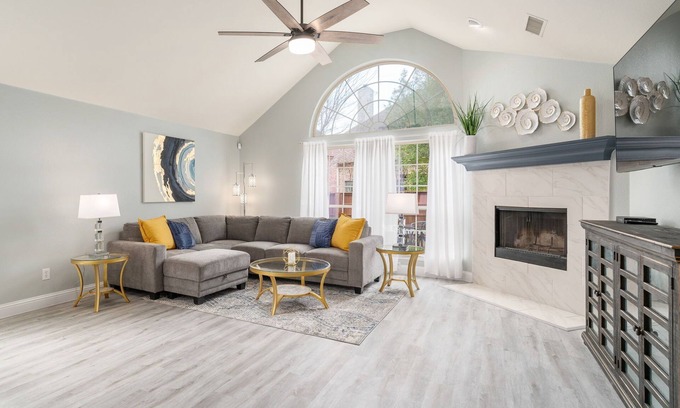 Lantana Casa | UPGRADED 4 BR Home in the Argyle area-24 Min to DFW Airport