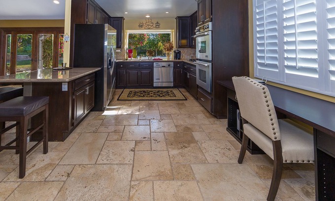 Thousand Oaks Casa | Upgraded single story home - prime location! Approx 30 miles of Malibu, LA & SB!