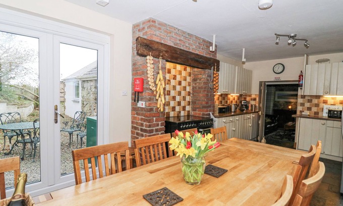 Haverfordwest Cabaña | Upper Calffield Farmhouse