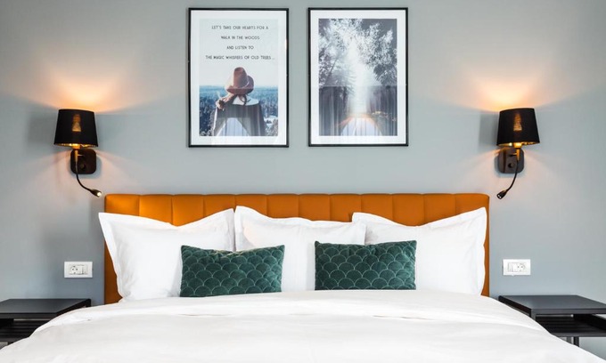 Brasov Old Town Hotel | UpperHouse Suites & More