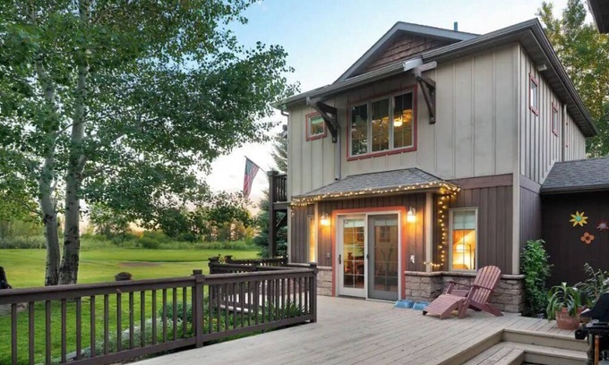 Bozeman Casa | Upscale 2BR Suite in Bozeman Big Sky Country, Pet & Kid Friendly, 5 Mins to Town