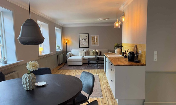 Valby Apartamento | Upscale 3BR Apt Summa
