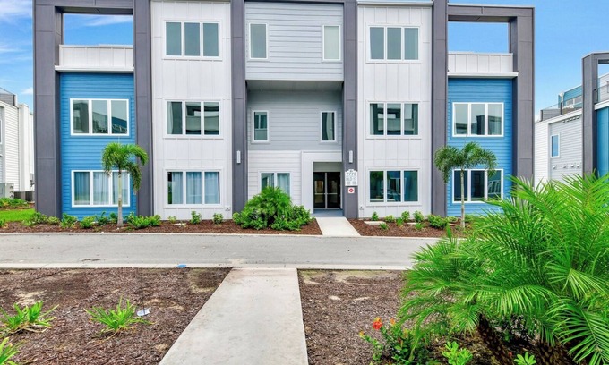 Reunion Hotel | Spacious Modern Condo with Pool Table, Rooftop Terrace and Large Loft. Reunion Resort Water Park Access near Disney at Spectrum Resort Orlando by Rentyl - B17 #233