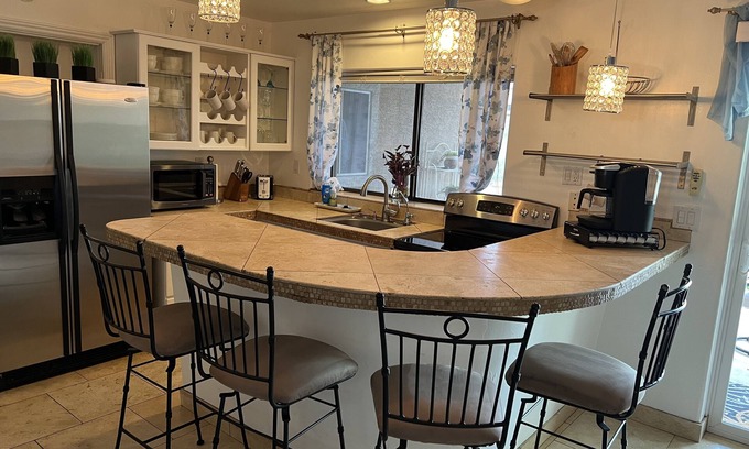 Fountain Hills Apartamento | Upscale, Cozy Casita - Golfing, Casino, Saguaro Lake, short walk to Restaurants