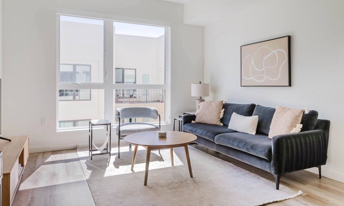 Hayward Apartamento | Upscale Hayward 1BR w/ Heated Pool & On-Site Restaurants, by Blueground