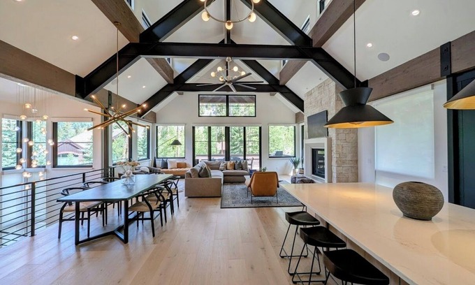 Keystone Casa | Stunning Home with private Hot Tub & free Shuttle
