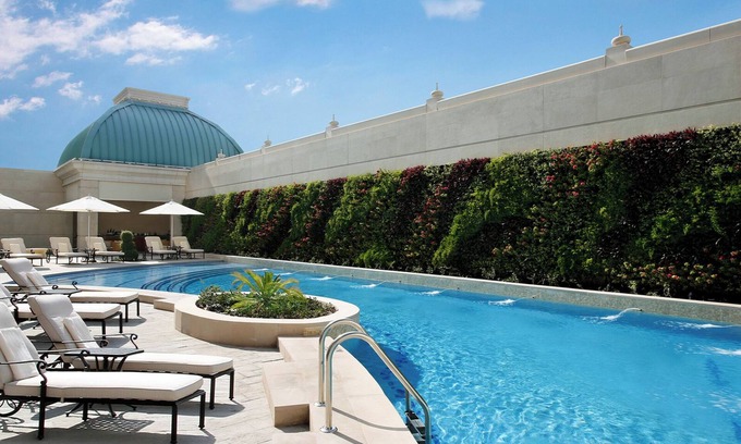 Al Safa Apartamento | Upscale Palace Life: 1-BR Diplomat Suite in Luxurious Dubai Central
