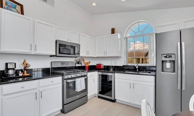 Indian Point Casa | Upstay - Big Home w Pool-Games-BBQ - Near Disney!