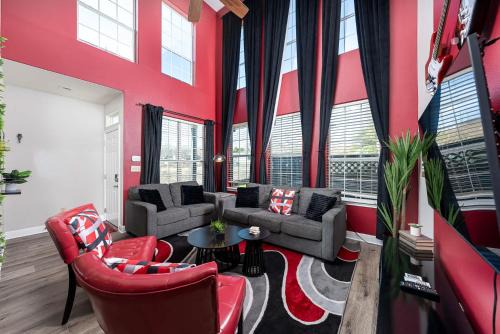 Govalle Casa | Upstay East Austin Retreat w Yard - 5min to Downtown